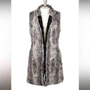 NWT Pandemonium Faux Fur Vest Reversible